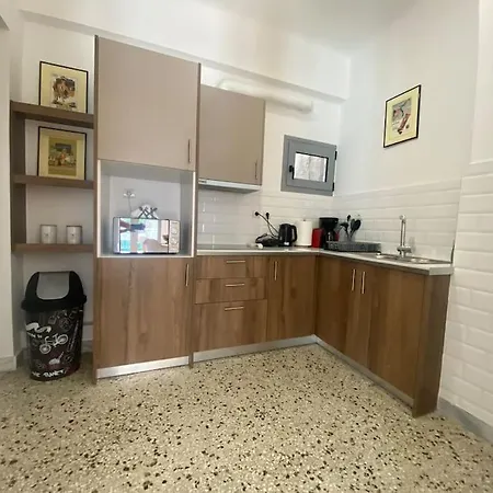 Sunny 2 Beds Spacious Fully Air Conditioned * Athens